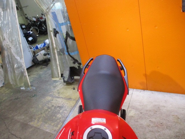 シートもこの通り破れもなければへたりもありません！最大トルク３７Ｎですからタンデムも楽々！！